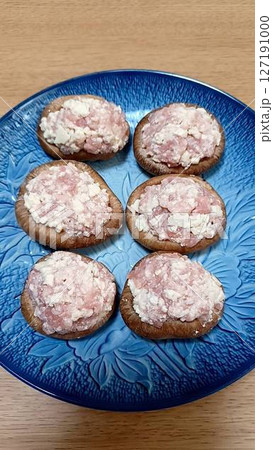 家庭のシイタケの肉詰め(豆腐入り) 127191000