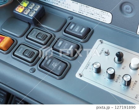ハイウェイバス セレガ運転席 ハイウェイバス セレガ運転席 127191890
