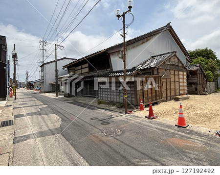 公費解体予定の谷村家住宅主屋 127192492
