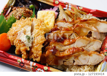 チキン五目弁当 チキン五目弁当 127193414