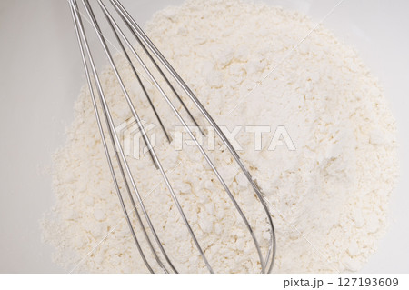 焼き菓子スコーンを作る工程 127193609