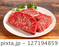 牛もも肉 127194859