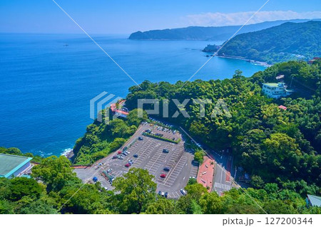 静岡県熱海市の熱海城から南側の眺望(錦ヶ浦,駐車場,網代,朝日山など) 静岡県熱海市の熱海城から南側の眺望(錦ヶ浦,駐車場,網代,朝日山など) 127200344