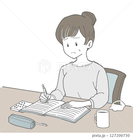手帳に記入する女性3 不満 手帳に記入する女性3 不満 127200730
