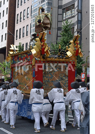 祇園祭　山鉾巡行　橋弁慶山 127201603