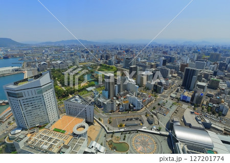 【香川県】高松シンボルタワー展望台から見た高松市街地(サンポート高松) 【香川県】高松シンボルタワー展望台から見た高松市街地(サンポート高松) 127201774