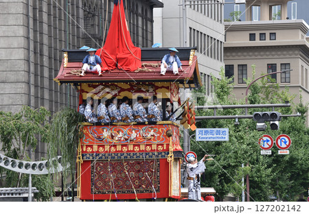 祇園祭　山鉾巡行　南観音山 127202142