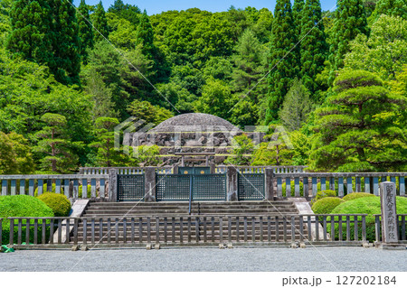 東京都八王子市　第百二十四代昭和天皇　武蔵野陵 127202184