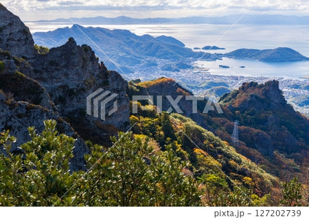 秋の小豆島 紅葉の寒霞渓 表十二景(四望頂)からの眺望 秋の小豆島 紅葉の寒霞渓 表十二景(四望頂)からの眺望 127202739