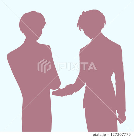 年配の男性とプレゼントを持つ男性　シルエット 127207779