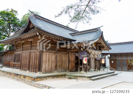 島根県松江市　八重垣神社拝殿 127209235