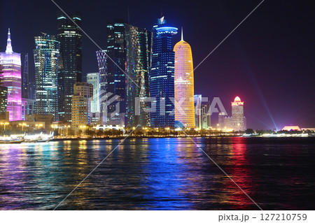 Financial centre in Doha city at night, Qatar 127210759
