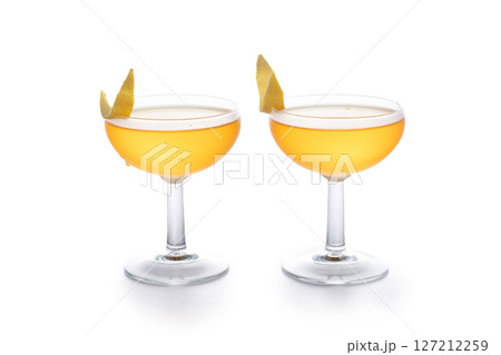 Paper plane cocktail 127212259