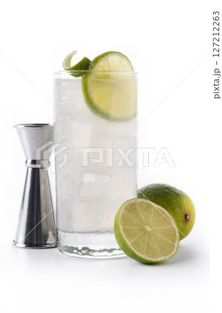 Gin Fizz cocktail with lime Gin Fizz cocktail with lime 127212263