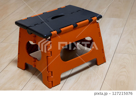 コンパクトな踏み台 コンパクトな踏み台 127215076