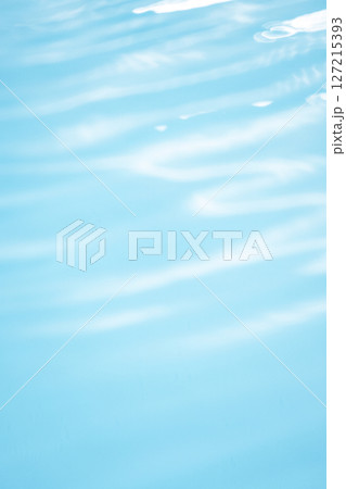 水面模様がつくる夏色のイメージ 127215393