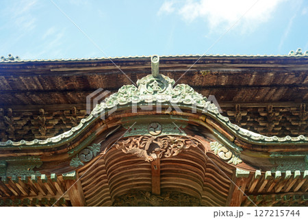 香川県金刀比羅宮境内旭社の唐破風 127215744