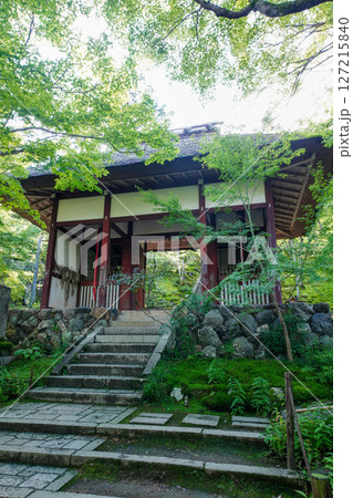 常寂光寺の境内の風景 常寂光寺の境内の風景 127215840