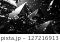 粉々のガラスのテクスチャ 127216913
