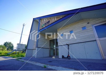 手ノ子駅の建屋 127220070