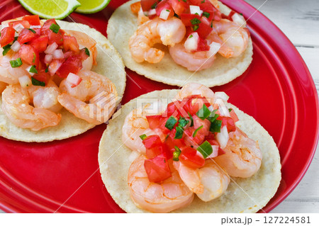 海老のタコス Shrimp tacos (Tacos de camarón) 海老のタコス Shrimp tacos (Tacos de camarón) 127224581