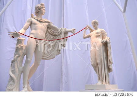 2025 大阪・関西万博　フランスパビリオン展示 127225676