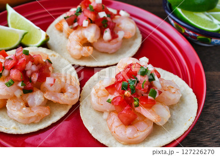 海老のタコス Shrimp tacos (Tacos de camarón) 海老のタコス Shrimp tacos (Tacos de camarón) 127226270