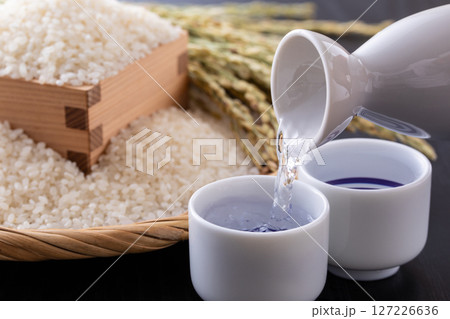 日本酒のイメージ 127226636