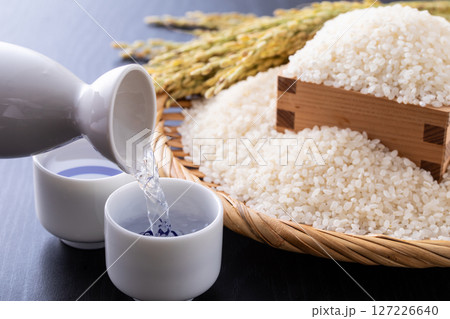 日本酒のイメージ 127226640