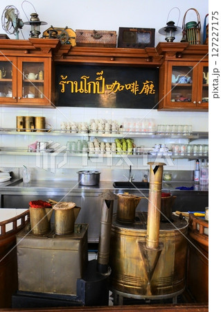 タイ・ナコーンシータマラートのカフェ・コーピー 127227175