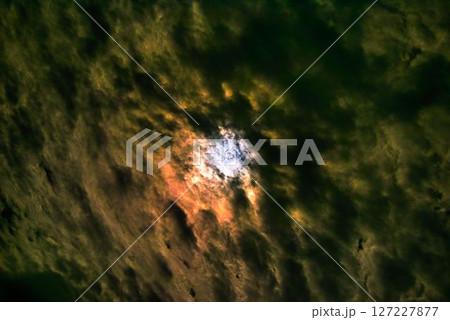 満月と夜雲 満月と夜雲 127227877