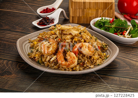 Vietnamese fried rice with prawn and squid Kom Ran Vietnamese fried rice with prawn and squid Kom Ran 127228425