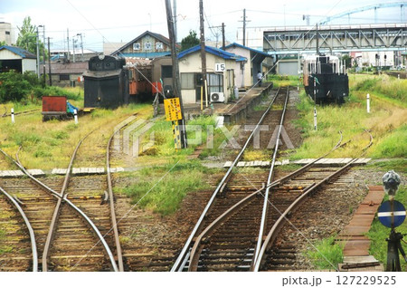津軽鉄道からの車窓風景 津軽五所川原駅 津軽鉄道からの車窓風景 津軽五所川原駅 127229525