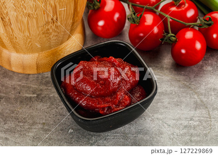 Red tomato paste in the bowl 127229869