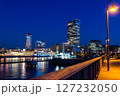 高松港の夜景 127232050