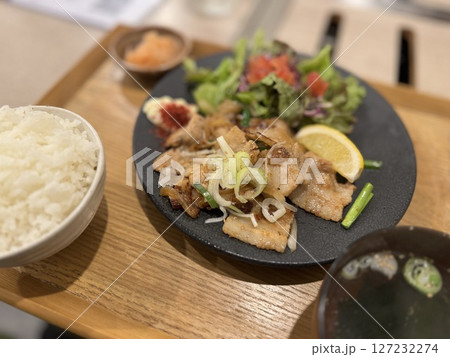 豚カルビ定食 豚カルビ定食 127232274