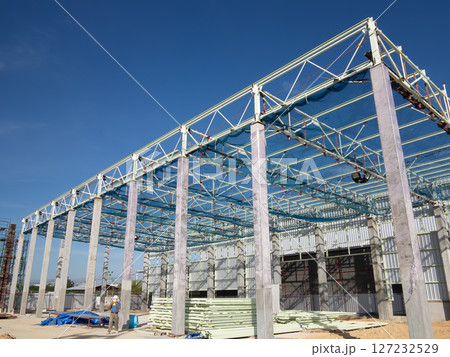 Roof construction for factory warehouse. Roof construction for factory warehouse. 127232529