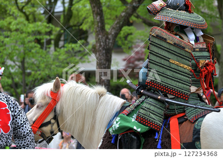 楠公武者行列 騎馬武者 神戸湊川神社の御神幸 楠公武者行列 騎馬武者 神戸湊川神社の御神幸 127234368
