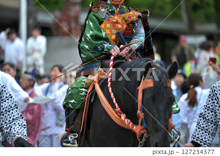 楠公行列　騎馬武者　神戸湊川神社の御神幸 127234377