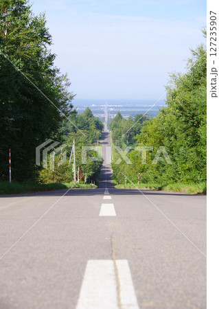 北海道斜里町　天に続く道 127235907