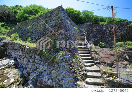 【愛媛県】晴天の外泊・石垣の里 【愛媛県】晴天の外泊・石垣の里 127240042