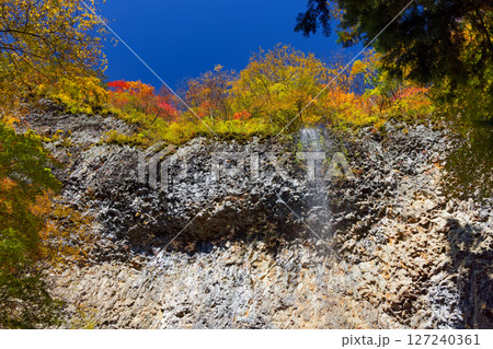 西上州・荒船山・威怒牟幾不動の滝と紅葉 西上州・荒船山・威怒牟幾不動の滝と紅葉 127240361