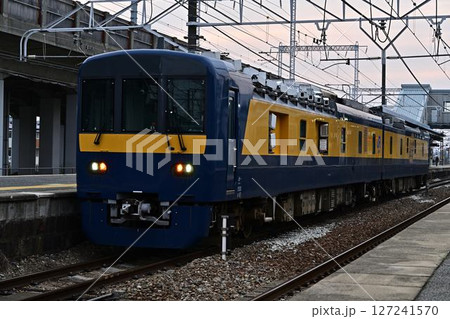 停車中のDEC741形気動車 停車中のDEC741形気動車 127241570