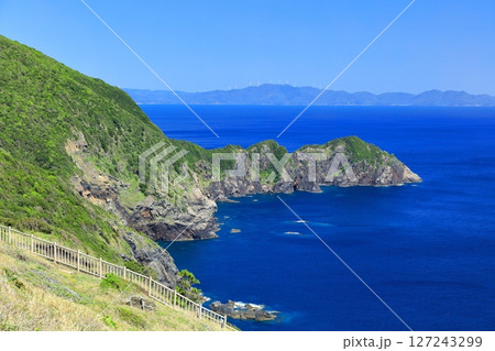【愛媛県】快晴の高茂岬（鼻面岬） 127243299