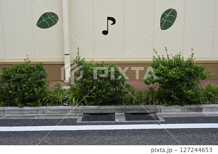 道路植栽を活用した雨水貯留浸透 127244653