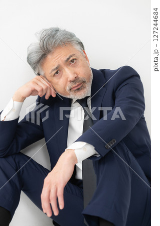 男性　ビジネス	 127244684