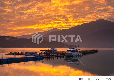 景色 風景 自然 127244709