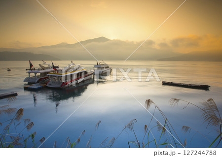 景色 風景 自然 127244788