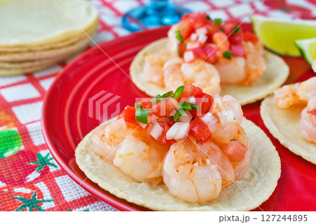 海老のタコス Shrimp tacos (Tacos de camarón) 127244895