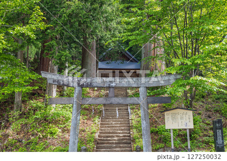 長野 戸隠神社火之御子社の門前風景 127250032